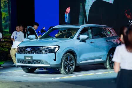 Ford Territory: Lịch Sử Phát Triển và Các Cập Nhật Mới Nhất Tại Nghệ An